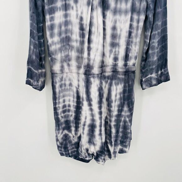 Anthropologie Cloth & Stone Size Small Gray & White Tie Dye 3/4 Sleeve Romper - Picture 10 of 10
